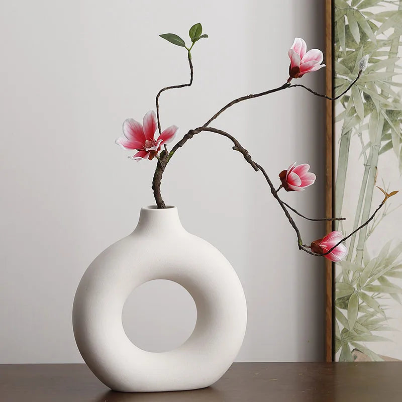 Serene Circle Minimalist Vase