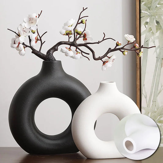 Serene Circle Minimalist Vase